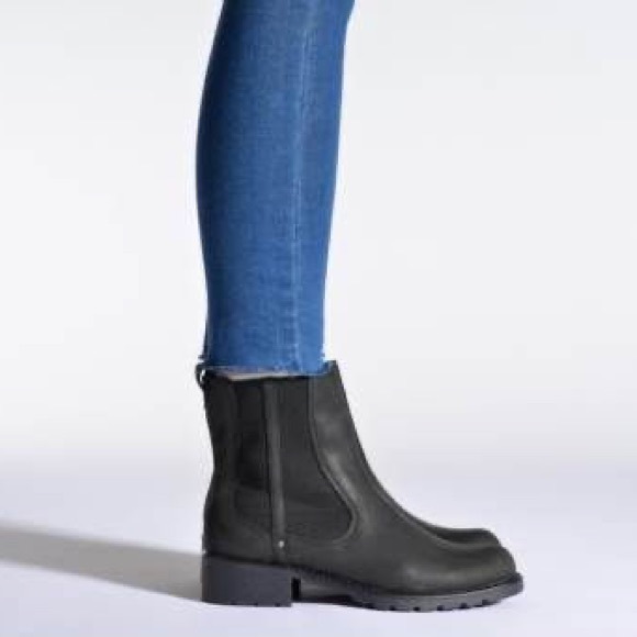 Clarks Orinoco Club Chelsea Boots Black